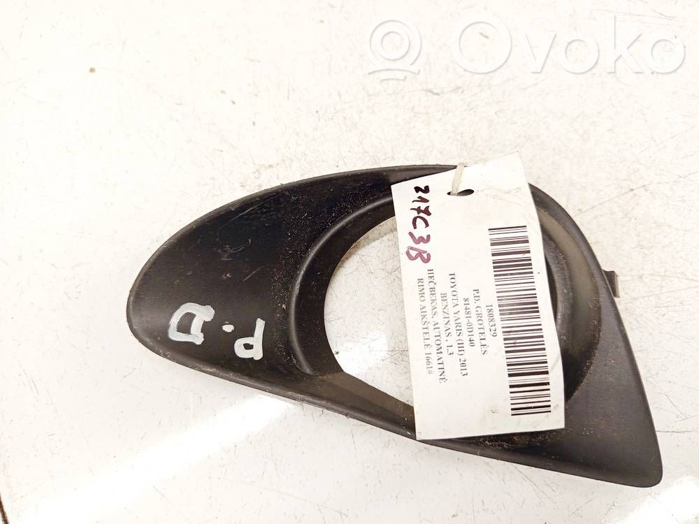 Toyota Yaris Kratka dolna zderzaka przedniego 