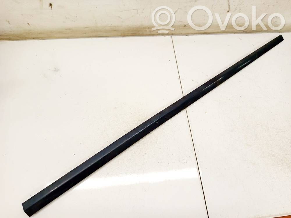 Chrysler Voyager Rivestimento della portiera anteriore (modanatura) 