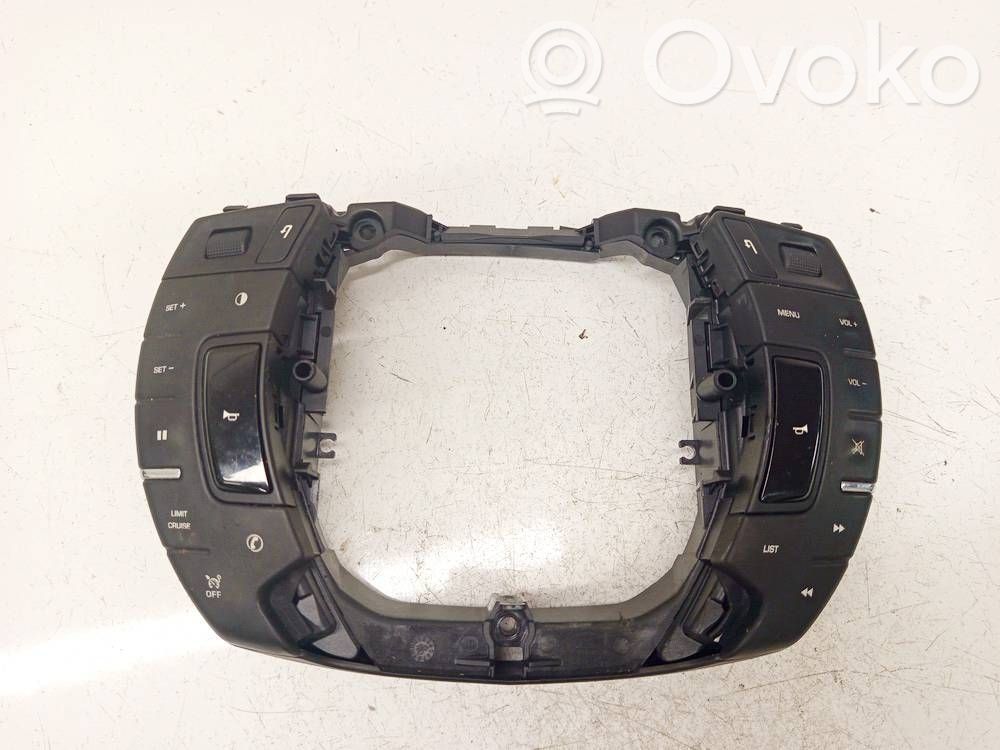 Citroen C5 Butoane/comutatoare pe volan 