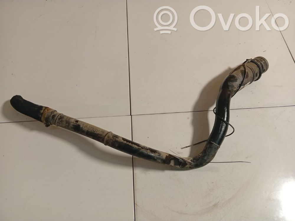 Saab 9-3 Ver2 Tubo e bocchettone per riempimento serbatoio del carburante 