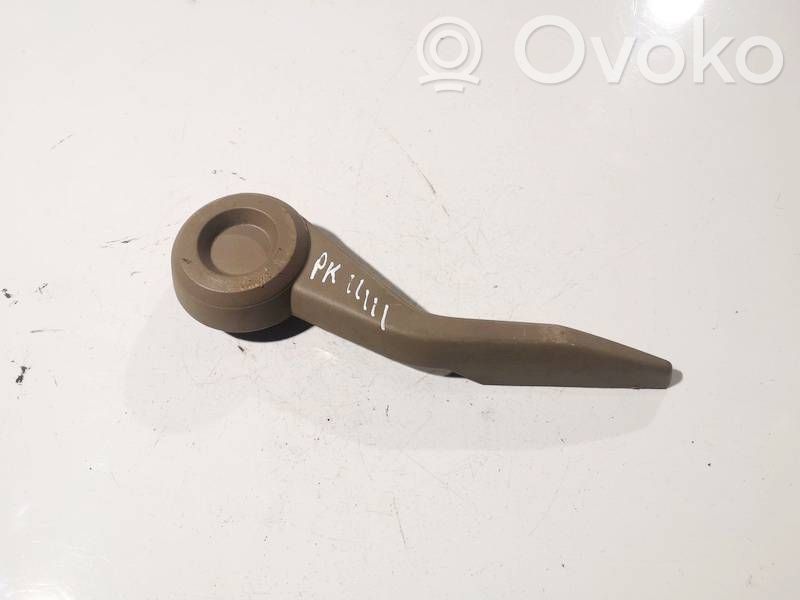 Capac lateral scaun spate jos