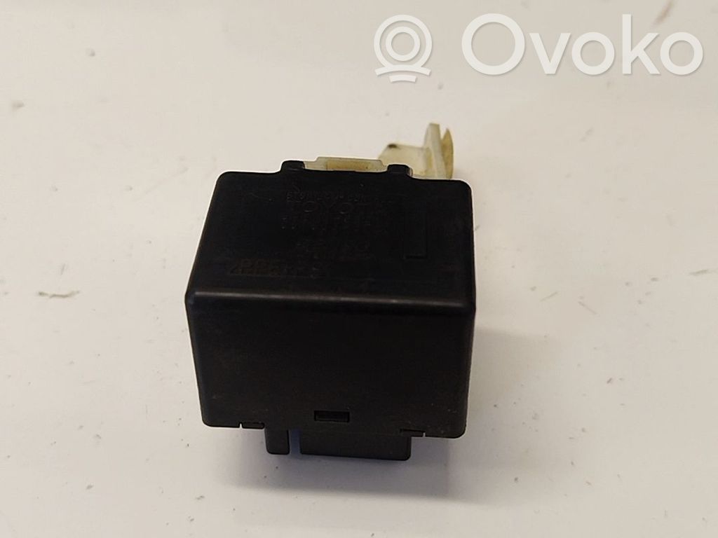 Lexus IS 220D-250-350 Muu rele