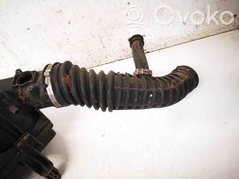 Ford Mondeo Mk III Conductă/furtun admisie aer 
