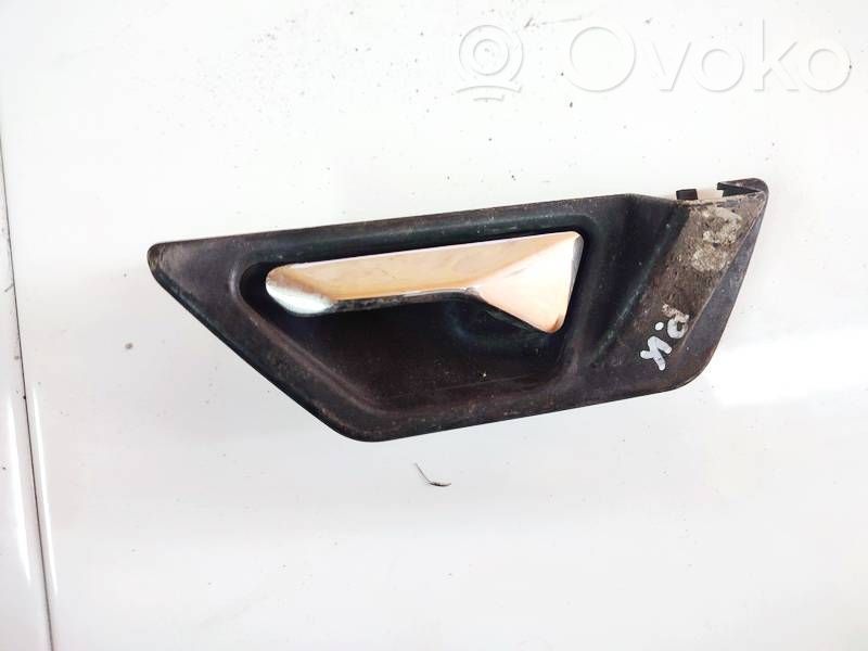 Mercedes-Benz E W124 Manecilla interna puerta trasera 