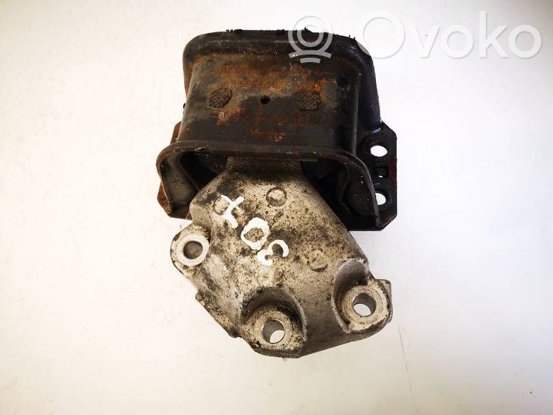 Peugeot 3008 I Suport tampon motor 