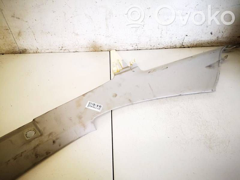 Audi A4 S4 B7 8E 8H Revêtement de pilier (bas)