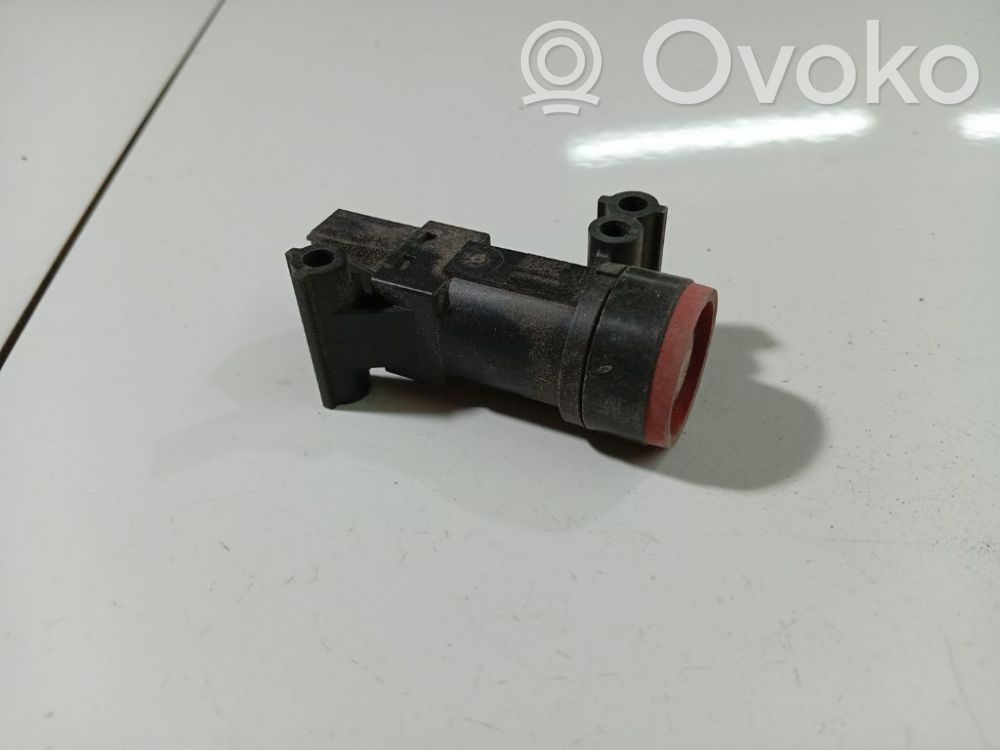 Ford Focus C-MAX Wyłącznik wstrząsowy / uderzeniowy odcinający dopływ paliwa 