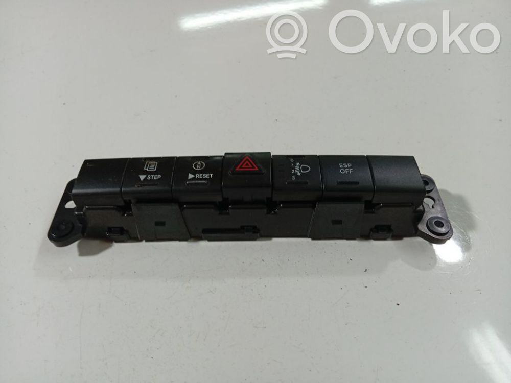 Chrysler Sebring (JS) Botón interruptor de luz de peligro 