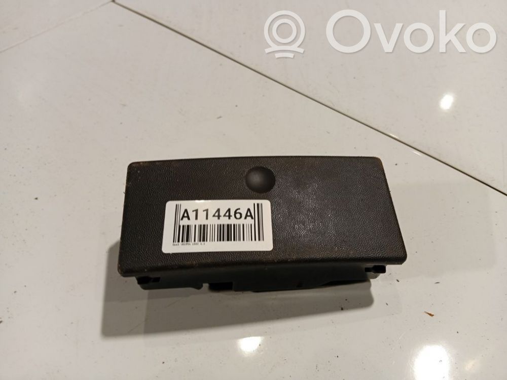 Opel Vectra C Posacenere auto 