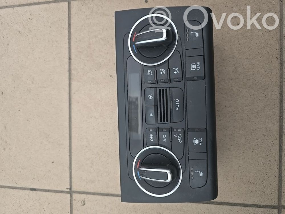 Audi Q3 8U Panel klimatyzacji 