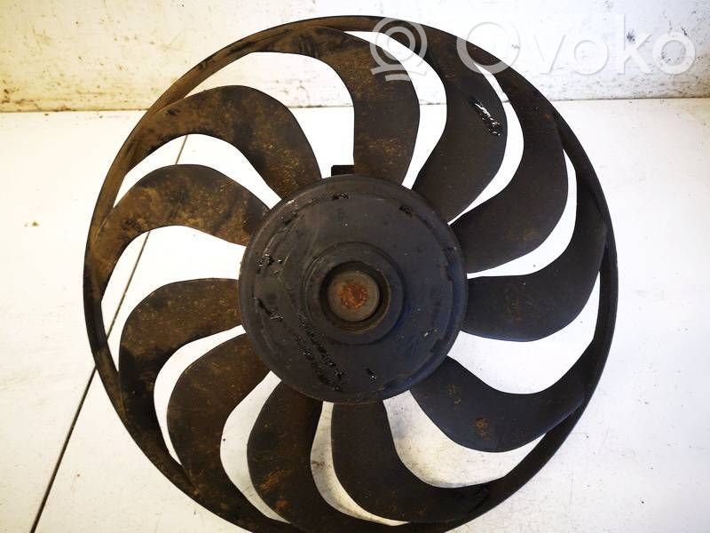 Volkswagen Golf III Convogliatore ventilatore raffreddamento del radiatore 