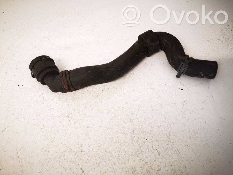 Volkswagen Golf IV Tubo flessibile del liquido di raffreddamento del motore 