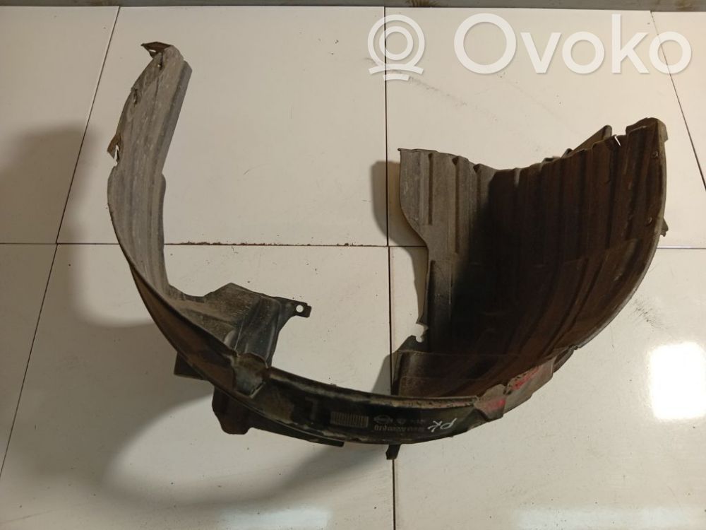 Nissan Micra Nadkole przednie 