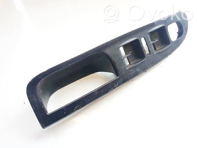 Volkswagen PASSAT B6 Rivestimento pulsantiera finestrino della portiera anteriore