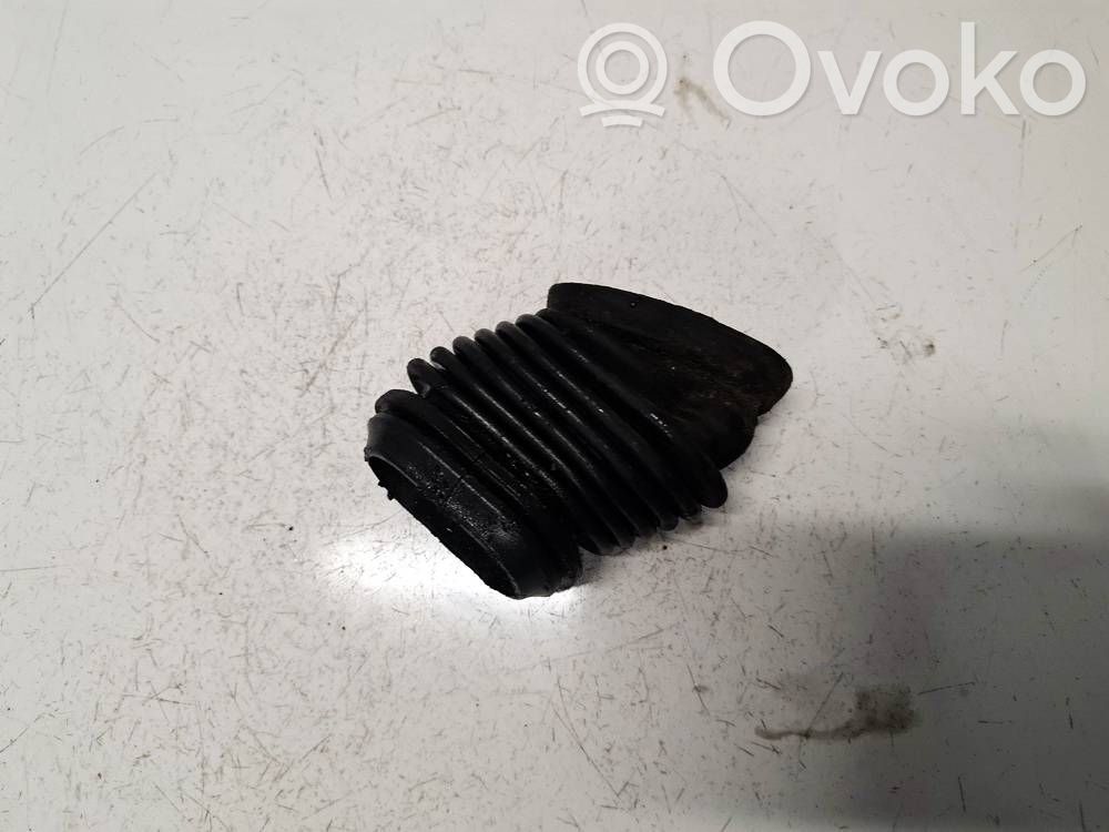 Audi A4 S4 B5 8D Uszczelka drzwi 