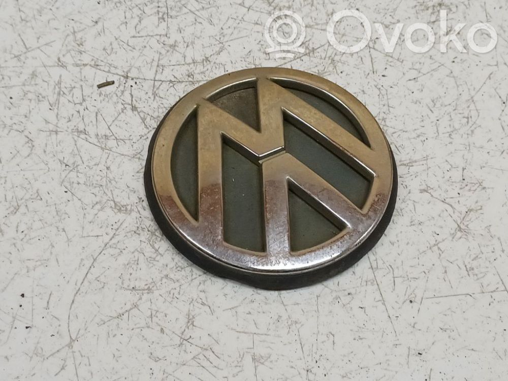 Volkswagen PASSAT B5 Emblemat / Znaczek 