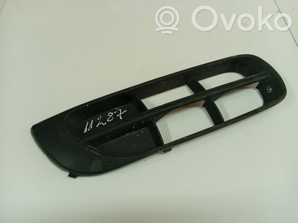 Skoda Fabia Mk2 (5J) Mascherina inferiore del paraurti anteriore