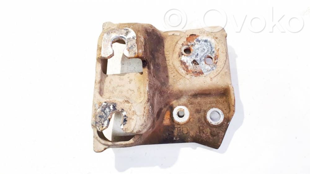 Subaru Legacy Supporto nel bagagliaio/baule 