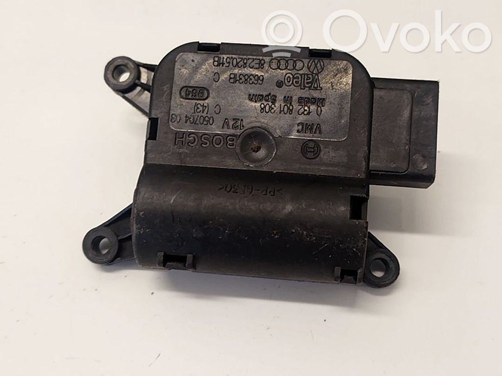 Audi A4 S4 B6 8E 8H Motor/actuator clapetă aer