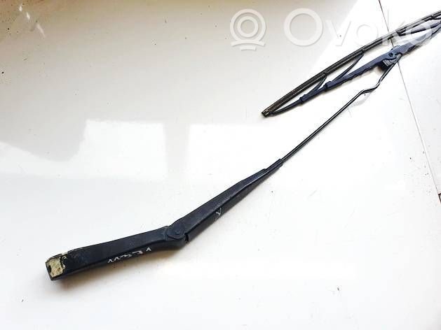 Opel Astra G Wischerarm vorne 