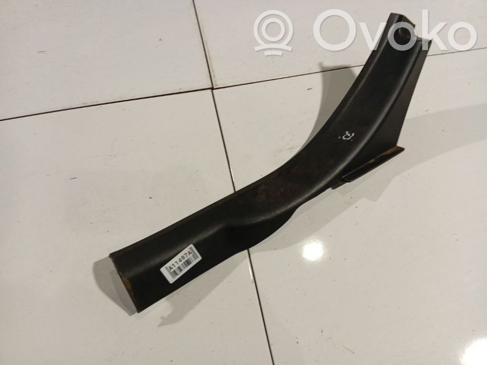 Nissan Primera Capac prag spate