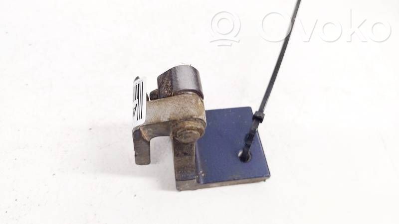 Bisagra inferior de la puerta trasera   8D0833401,8D0833401,8D0833401