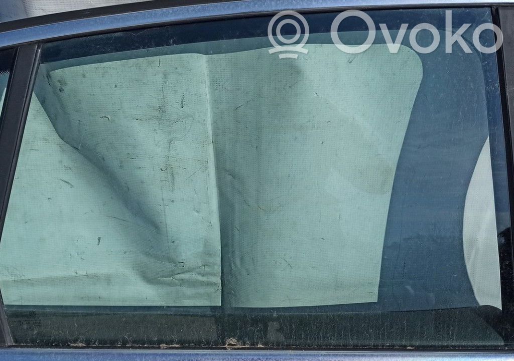 Volkswagen Jetta V Geam ușă spate 