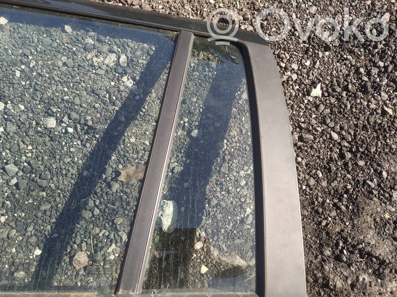 Opel Zafira A Vetro del deflettore posteriore