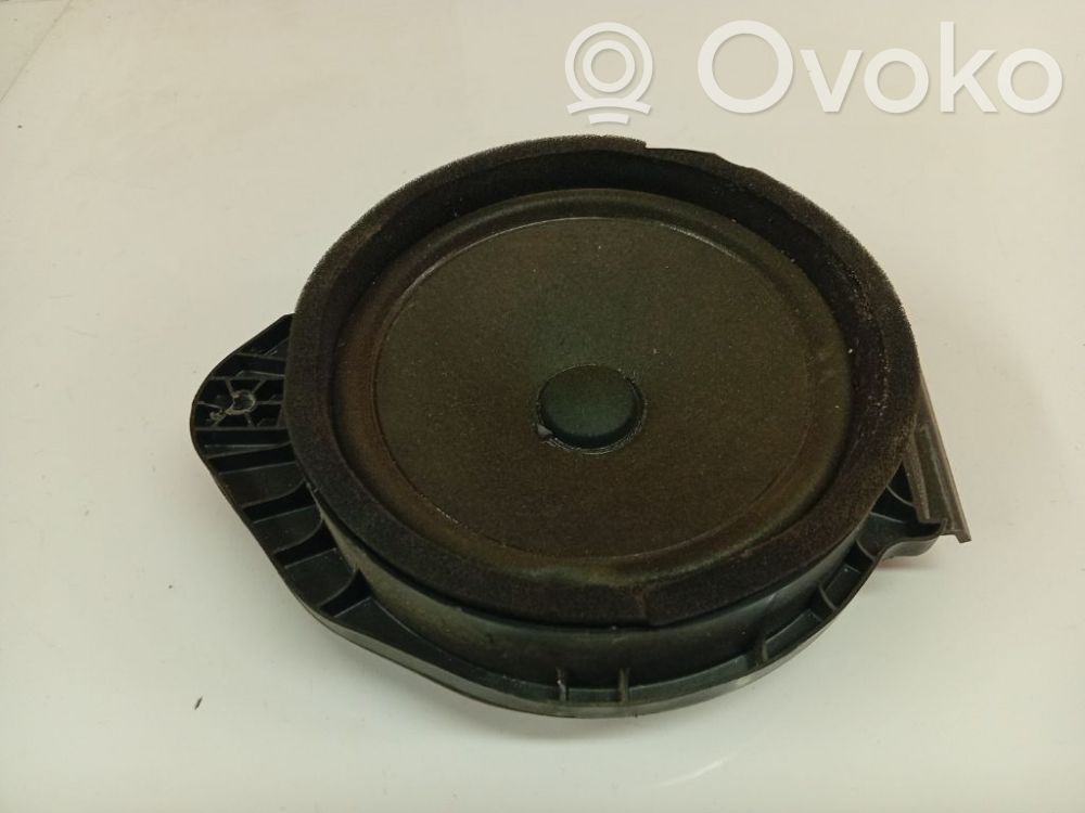 Altavoz de la puerta delantera