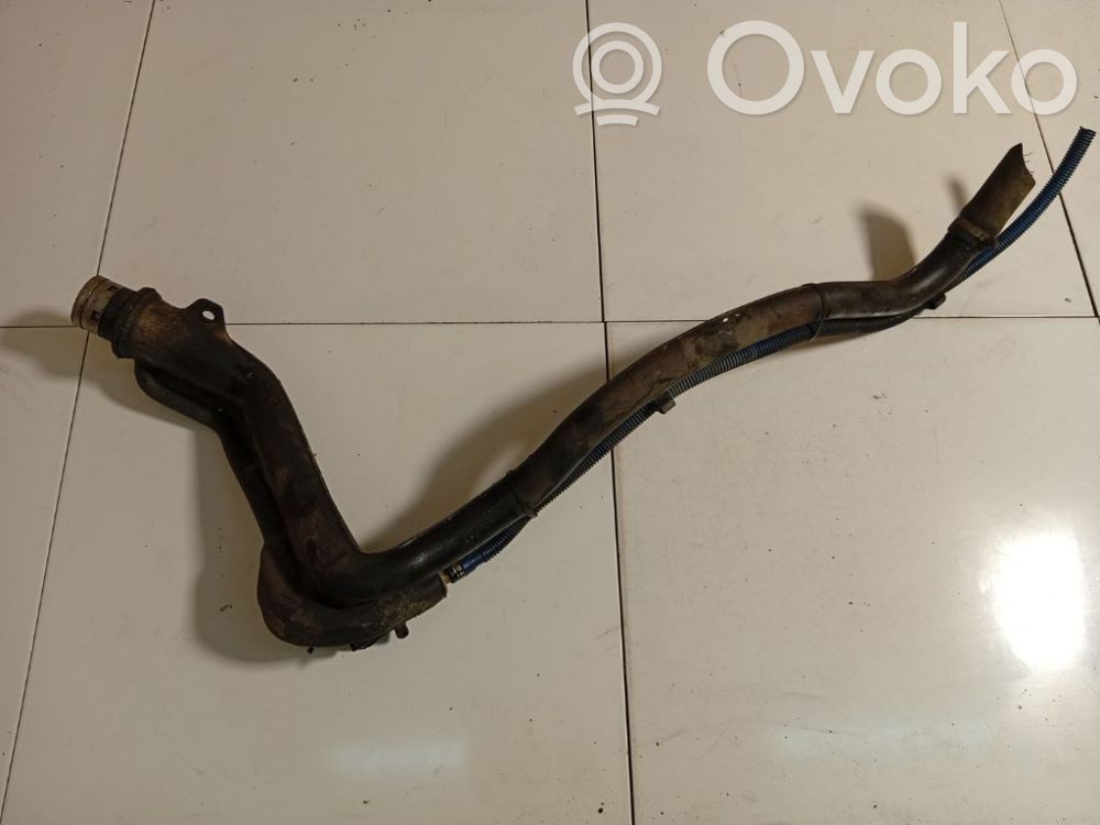 Opel Astra H Einfüllstutzen Kraftstofftank 