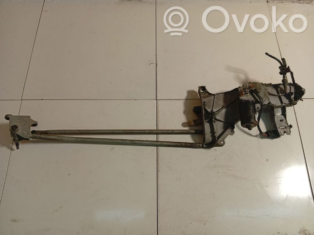 Motor și paralelogram ștergător parbriz