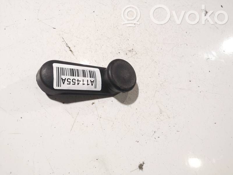 Opel Astra J Etuoven ikkunan kampi 