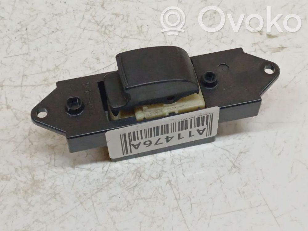 Comutator comandă geamuri electrice   MR587944,0722D4,C8DD411MB,MR587944