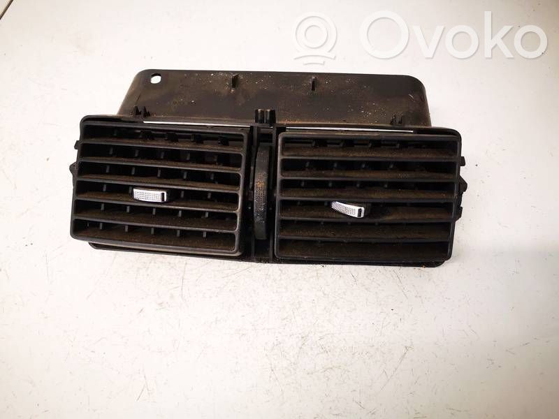 Peugeot 307 Griglia di ventilazione centrale cruscotto 