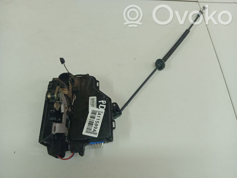 Skoda Octavia Mk2 (1Z) Serratura portiera anteriore 