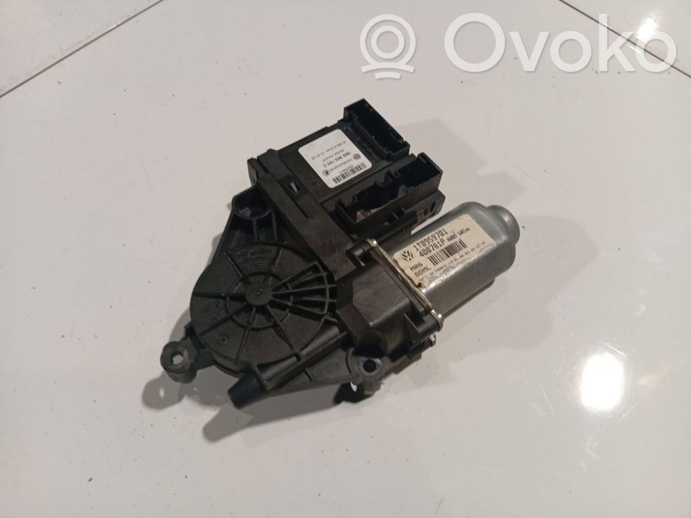 Skoda Octavia Mk2 (1Z) Motor macara geam ușă față 