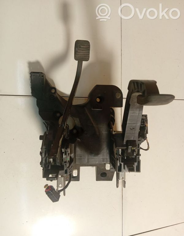 Opel Meriva B Pedală ambreiaj 