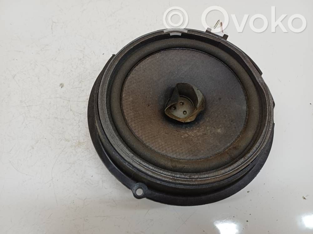 Ford Focus Etuoven kaiutin 