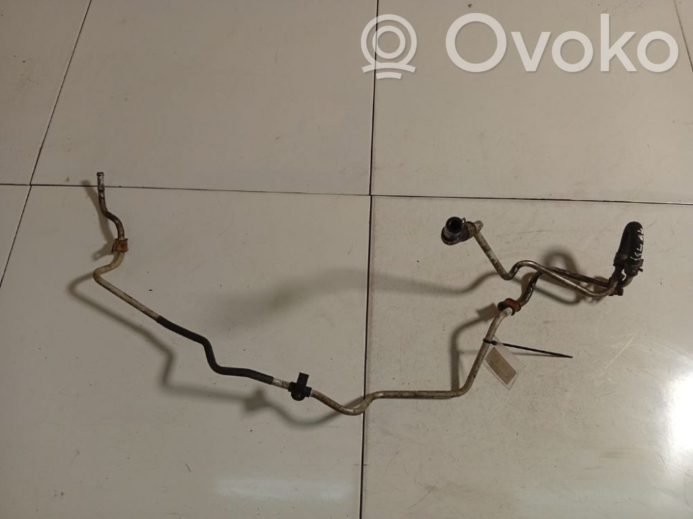 Tuyau de direction assistée