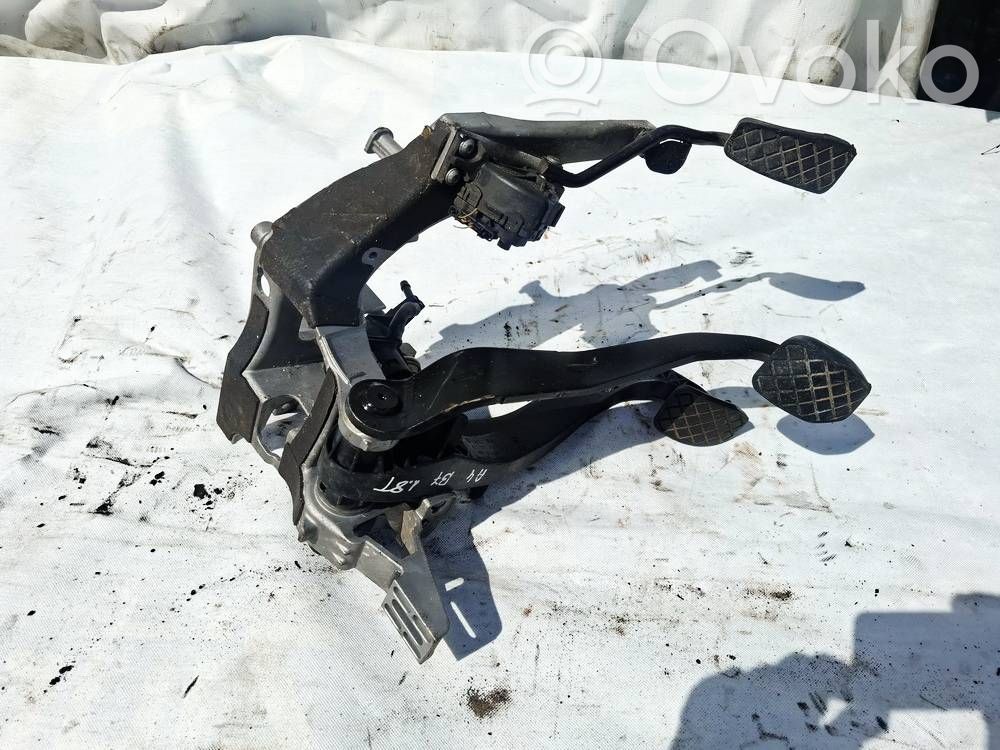 Audi A4 S4 B7 8E 8H Pedale dell’acceleratore 