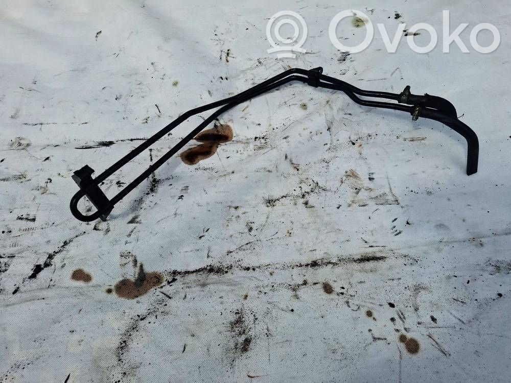 Audi A4 S4 B6 8E 8H Ohjaustehostimen letkusto 