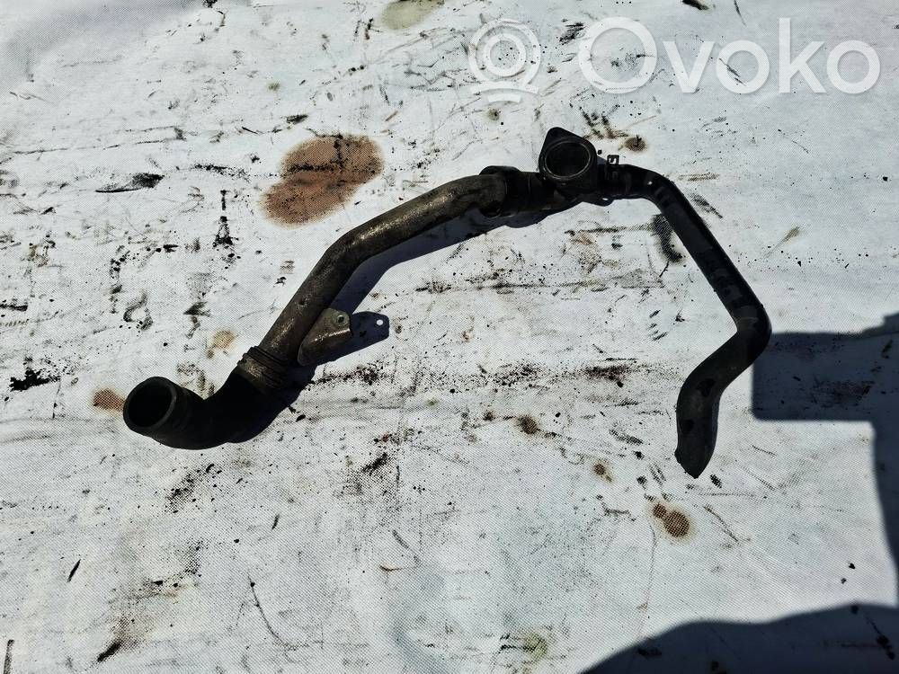 Ford Focus Tubo flessibile del liquido di raffreddamento del motore 