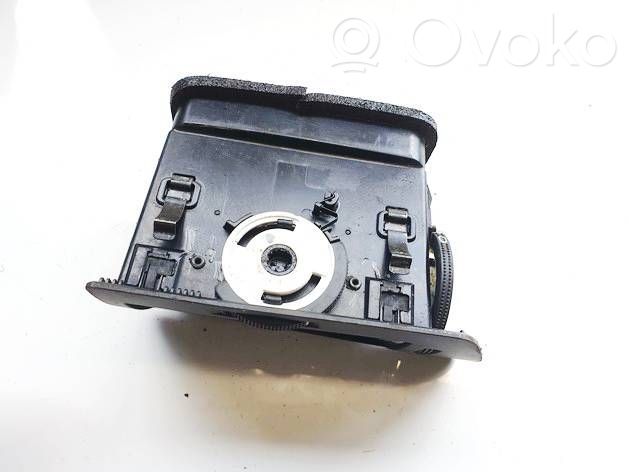 Opel Astra H Griglia di ventilazione centrale cruscotto 