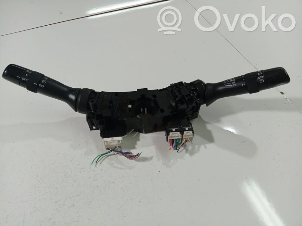 Toyota Auris 150 Bloc semnalizator și ștergător parbriz 