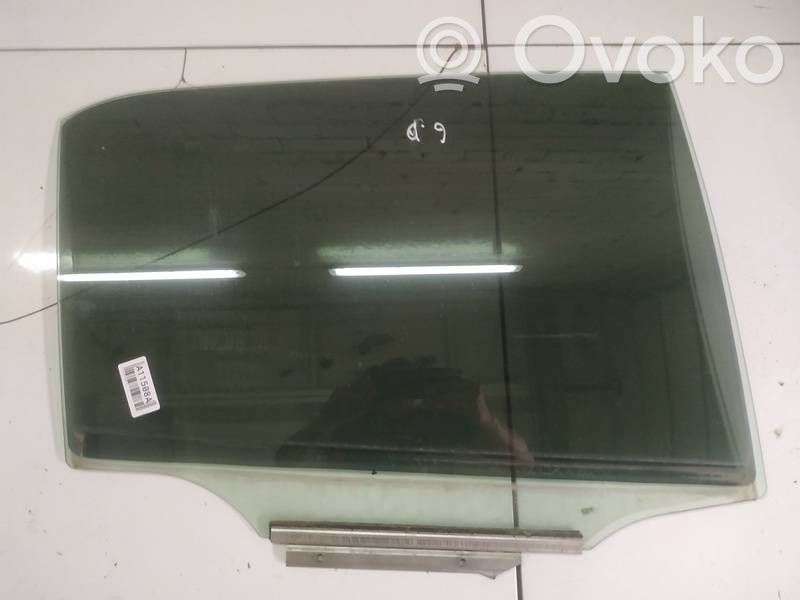 Toyota Auris 150 Vetro del finestrino della portiera posteriore 
