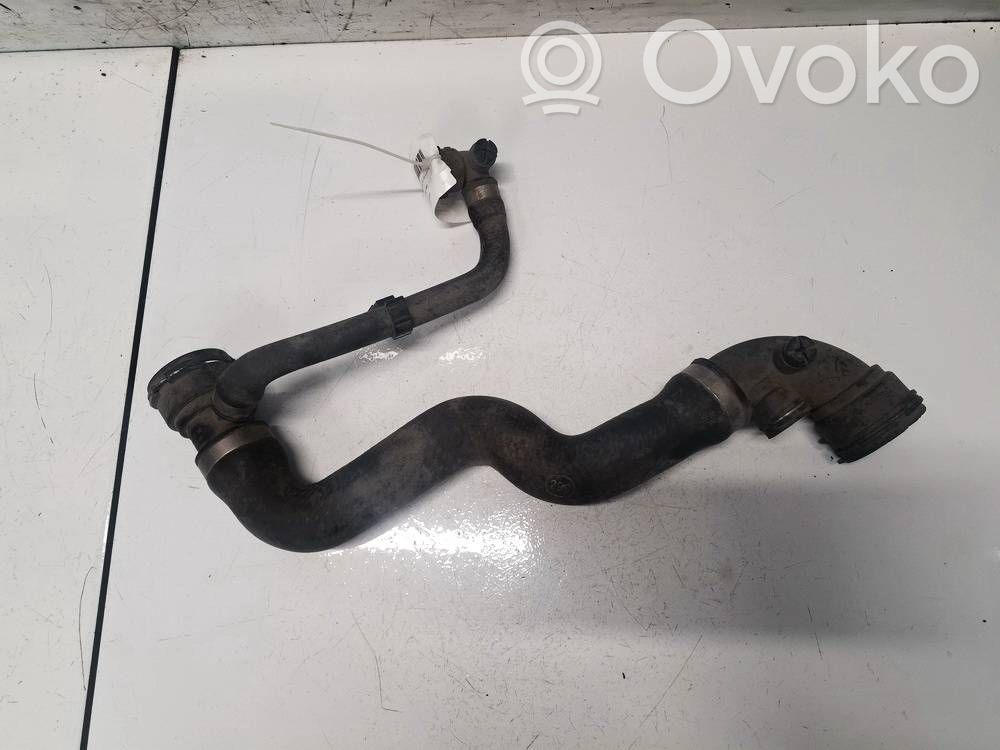 BMW 3 E46 Conductă/furtun lichid de răcire motor 