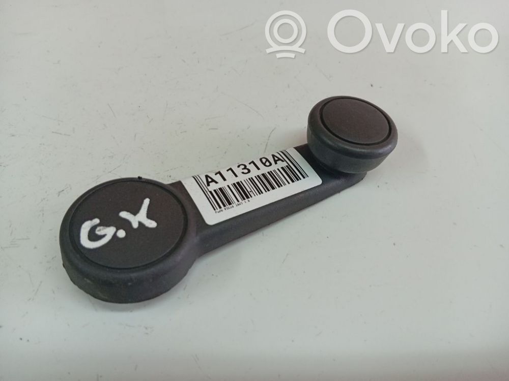 Ford Focus Manovella finestrino della portiera anteriore 