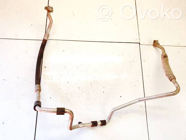 Ilmastointilaitteen putki (A/C)   3C0820743CC,3C0820743CC,3C0820743CC