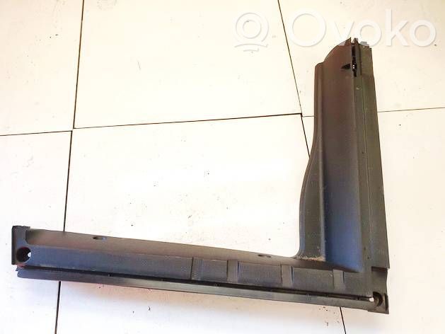 Volkswagen PASSAT B7 Altro elemento di rivestimento bagagliaio/baule 