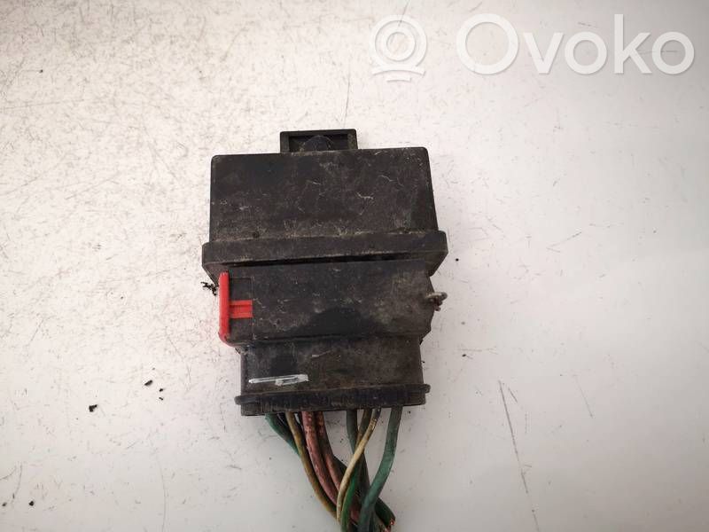 Citroen C4 I Unité de commande / module de pompe à carburant 
